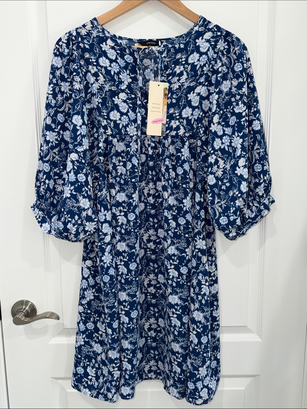 DOKOTOO Navy Floral Tunic Dress Size medium NWT